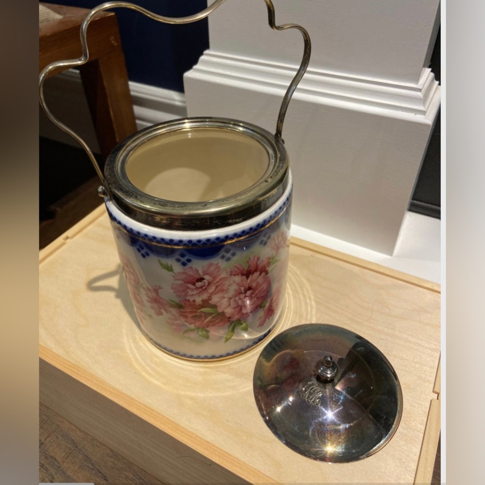 VINTAGE- Antique biscuit / cookie jar